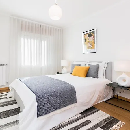 Premium Flat In Upscale Area, Balcony, Parking דירה *