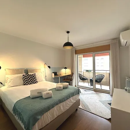 Premium Flat In Upscale Area, Balcony, Parking דירה