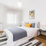 Premium Flat In Upscale Area, Balcony, Parking Daire *