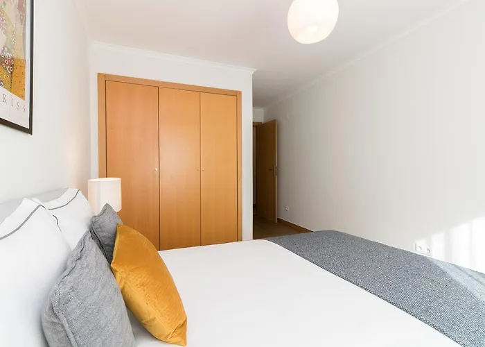 Premium Flat In Upscale Area, Balcony, Parking Apartment *