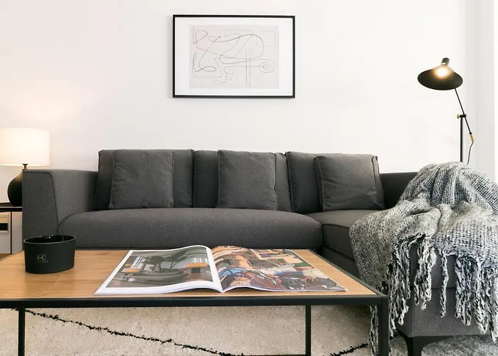 Premium Flat In Upscale Area, Balcony, Parking Lisbon