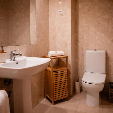 Premium Flat In Upscale Area, Balcony, Parking Apartament *